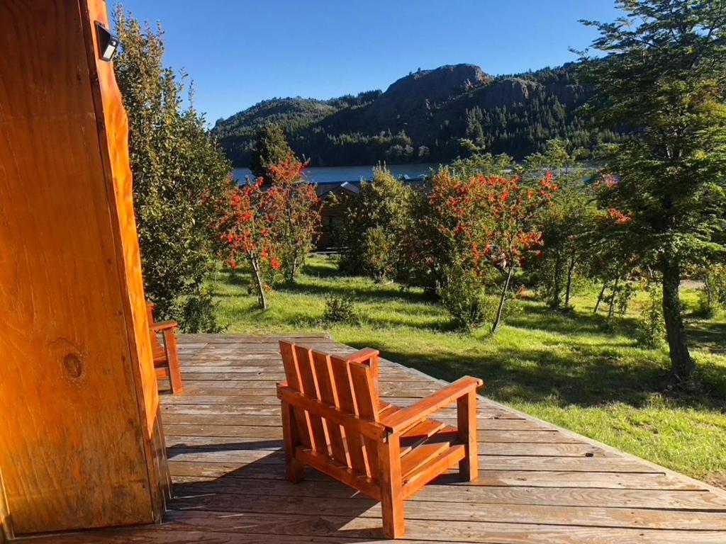 Laguna Larga Lodge Lago Futalaufquen Exterior foto